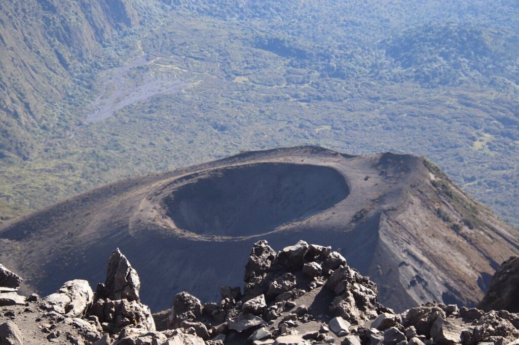 Discover the Secrets of Arusha National Park