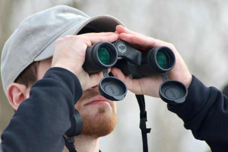 Top Lightweight Binoculars for your African Safari
